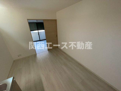  | badge tomoi EstⅡ