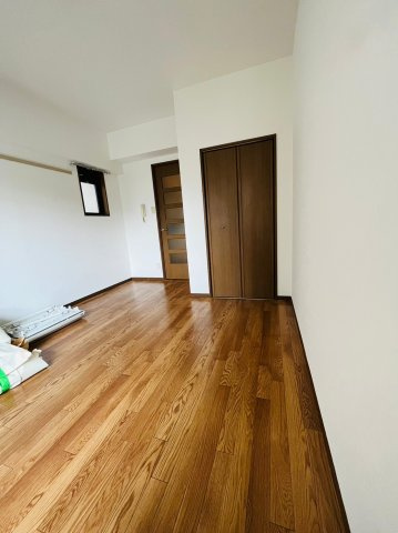 仲介手数料0円！！KATE'S HOUSEの居間・リビング