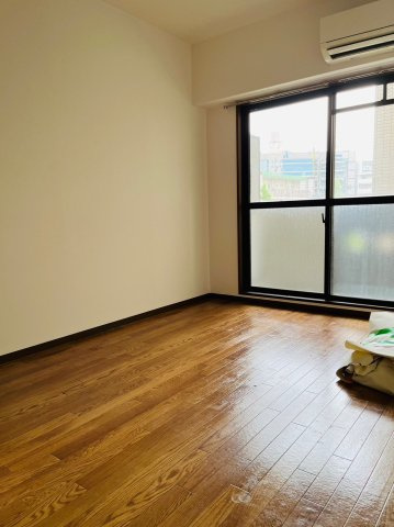 仲介手数料0円！！KATE'S HOUSEの居間・リビング