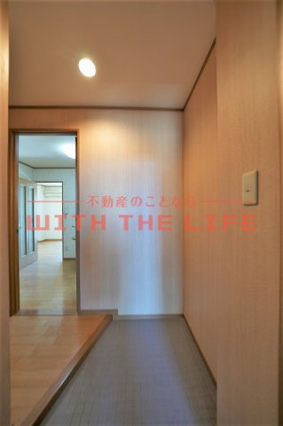 リーベンハォス【キャッシュバック対象物件】の玄関|明るい玄関です