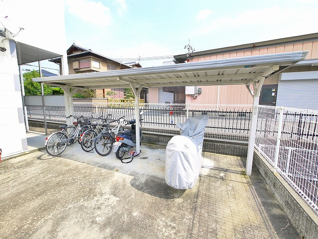 レオパレス奈良東のその他共用部分|駐輪場です