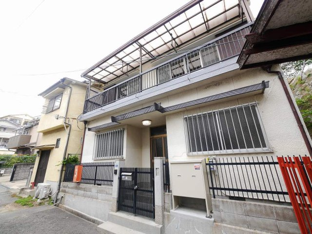 上池田5丁目貸家の外観