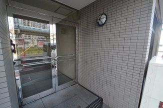 【エントランス】