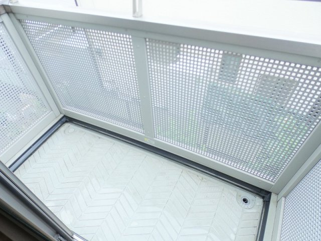 シャンブル ドゥ エスポワールのバルコニー