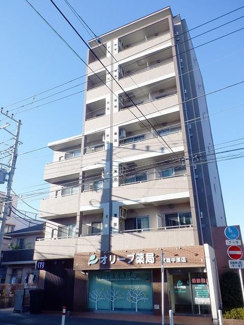 ルーストの外観
