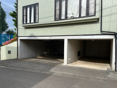 【駐車場】 | ベルハウス | 屋根有駐車場です！