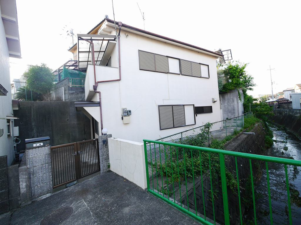大久保町大窪戸建の外観