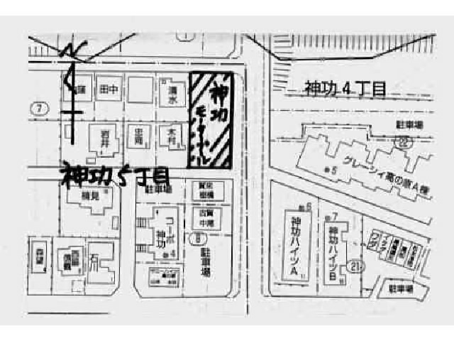 神功モータープールの外観