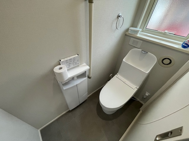 上堂　中古住宅のトイレ
