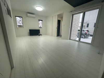 【居間・リビング】 | 上堂　中古住宅