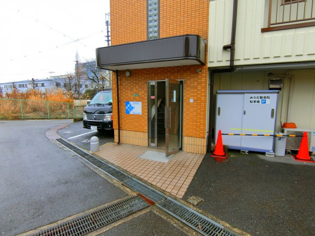シャトー原山台のエントランス