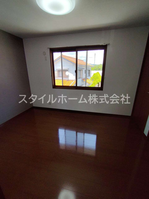 【居間・リビング】 | ロイヤルコートA | イメージです。