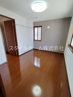 【居間・リビング】 | ロイヤルコートA | イメージです。