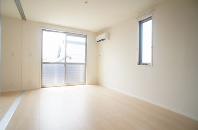 【居間・リビング】 | オリーブ | ゆったりとしたリビングです