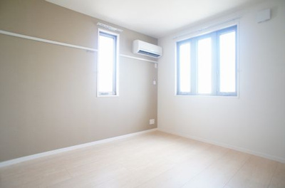 【洋室】 | オリーブ | きれいな洋室です