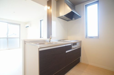 【キッチン】 | オリーブ | IH付きのシステムキッチンです