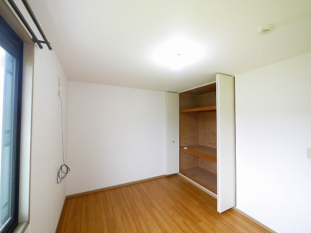 ラ・ショコラの洋室|落ち着いた色調の洋室です