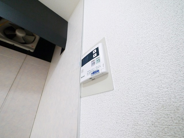 ラ・ショコラの設備|給湯器リモコンです