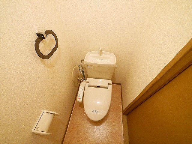 ラ・ショコラのトイレ|シンプルで使いやすいトイレです