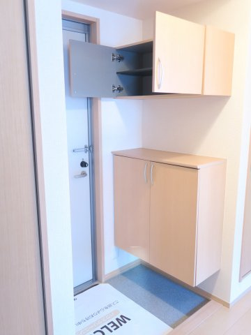 メゾン・ド・ヴェルーフの玄関