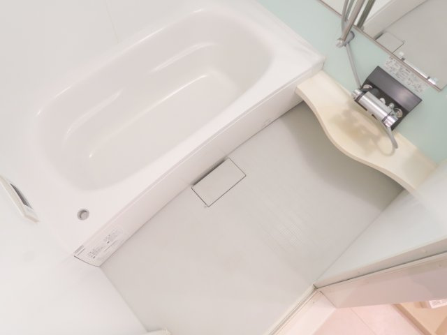 メゾン・ド・ヴェルーフの浴室