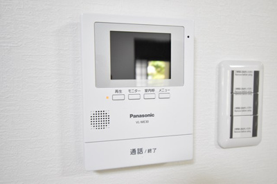 【セキュリティ】 | 日興千里丘スカイマンションA棟 | 物件購入の段取りを知りたいお客様には、「ご検討からご契約までの一連の流れ」をご説明させて頂きます。初めて物件購入を検討された方は、ぜひご参考になさって下さい。