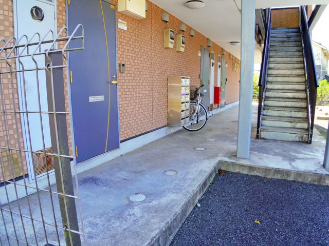 【外観】 | 御殿場市大坂 売一棟アパート ES04636 | 御殿場市大坂　敷地内
