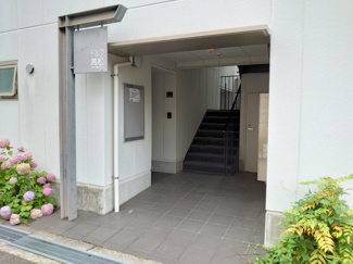 【エントランス】