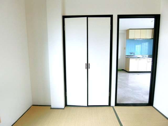 カネオカマンションの収納