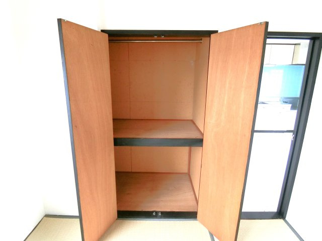 カネオカマンションの収納