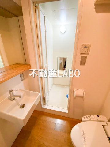 レオンコンフォート弁天町の洗面所
