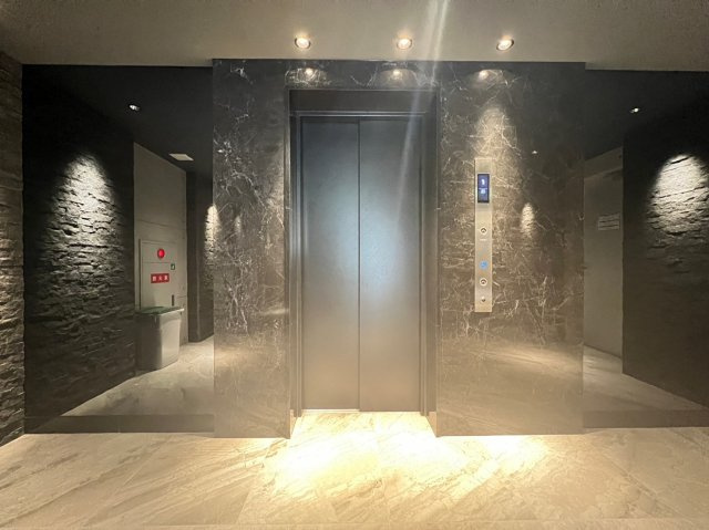 S-RESIDENCE難波大国町Deuxのロビー