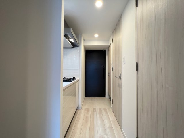 S-RESIDENCE難波大国町Deuxの玄関