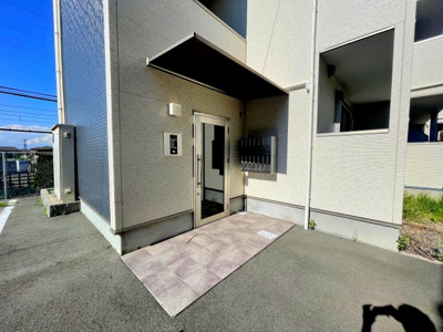 【エントランス】 | ヒルハイツ高鷲