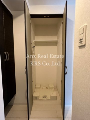 【設備】 | ララプレイス京町堀プロムナード | 洗濯機置き場は室内にあり扉付きです！