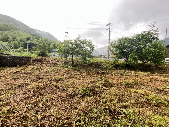 姫路市安富町狭戸／売土地の外観