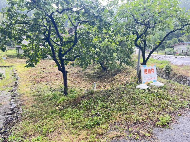 姫路市安富町狭戸／売土地の外観