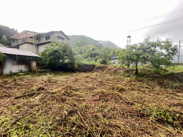姫路市安富町狭戸／売土地の外観