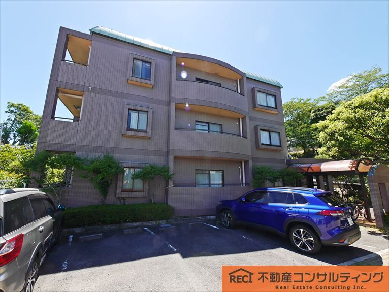 ライフコート山芦屋の外観