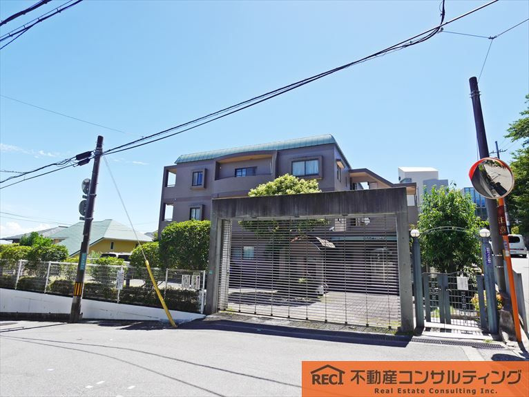 ライフコート山芦屋の外観