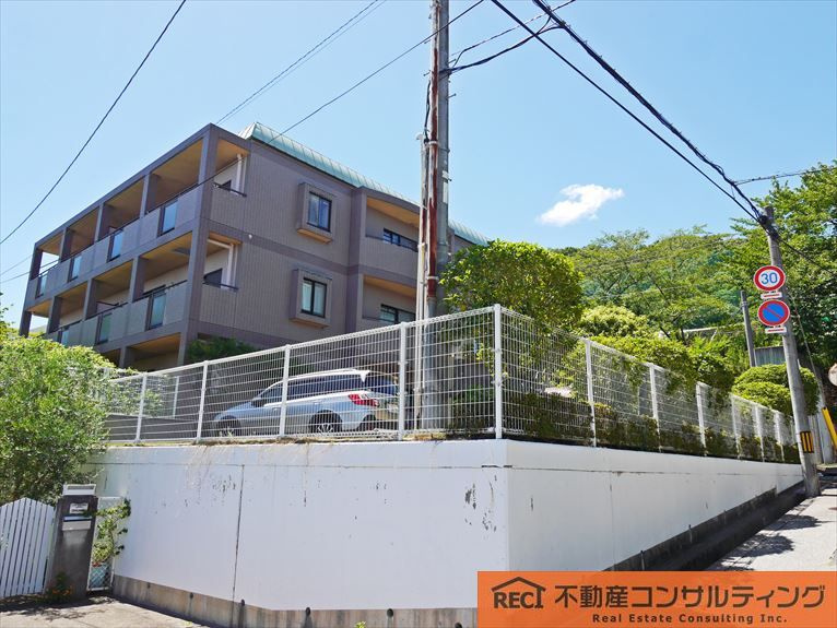 ライフコート山芦屋の外観