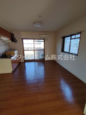 【居間・リビング】 | ガーデンハウス花水木 | イメージ写真