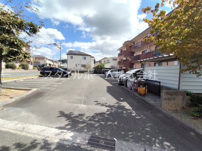 【駐車場】 | ガーデンハウス花水木