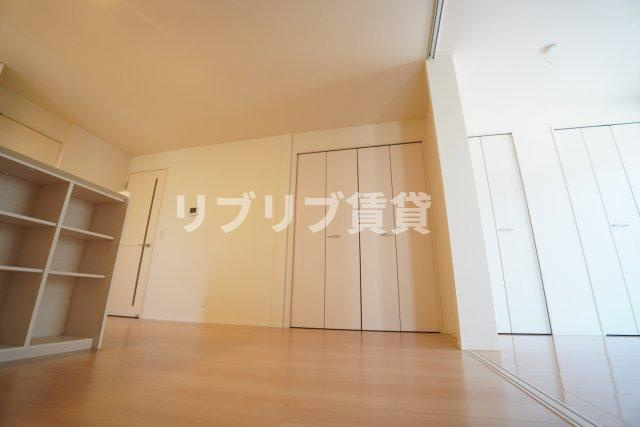 J-roomの居間・リビング