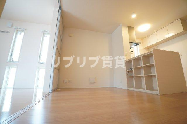 J-roomの居間・リビング