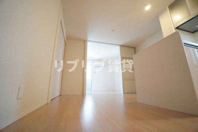 J-roomの居間・リビング