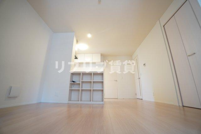 J-roomの居間・リビング