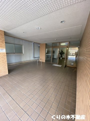 【エントランス】 | ライブタウン宝来 | 毎日通るエントランスはこのようになっています