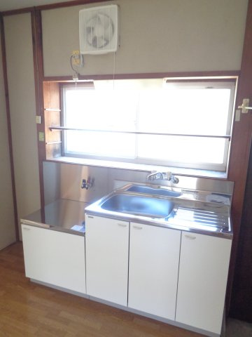入野町16115-10戸建のキッチン|キッチンでお料理をお楽しみください