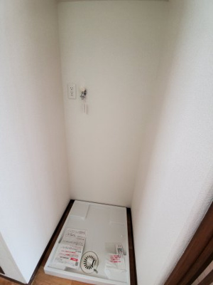 【設備】 | ペンシオーネＳＥ | 室内洗濯機置場